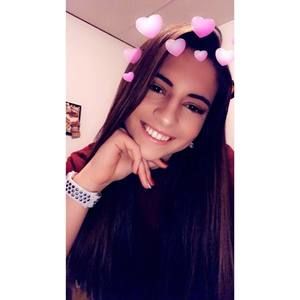 Meet your Posher, Brooke